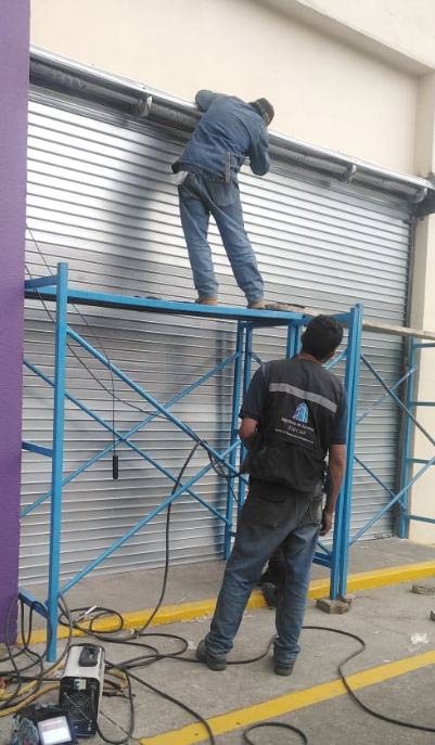 Servicio de Cortinas Metálicas para Locales