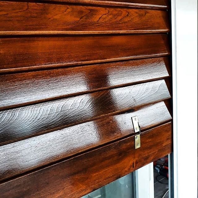 Persianas de Madera Cortina ARG